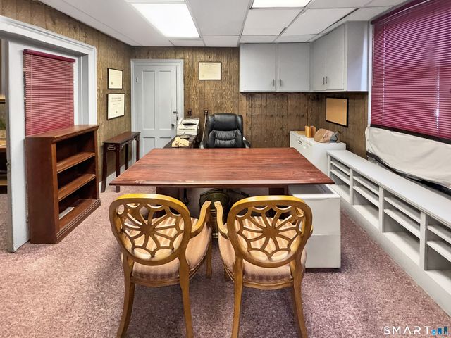 200 West Main Street, Meriden, CT 06451