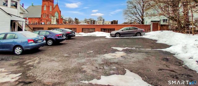 200 West Main Street, Meriden, CT 06451