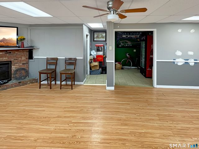 200 West Main Street, Meriden, CT 06451