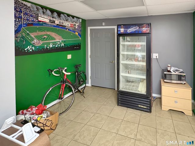 200 West Main Street, Meriden, CT 06451