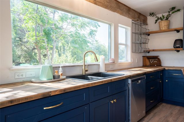 1830 County Road 100, Georgetown, TX 78626