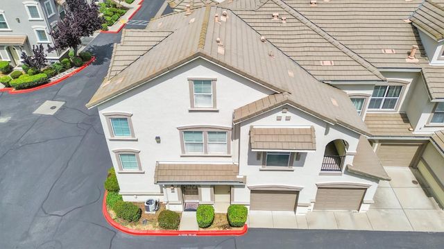 5582 Tares Cir, Elk Grove, CA 95757