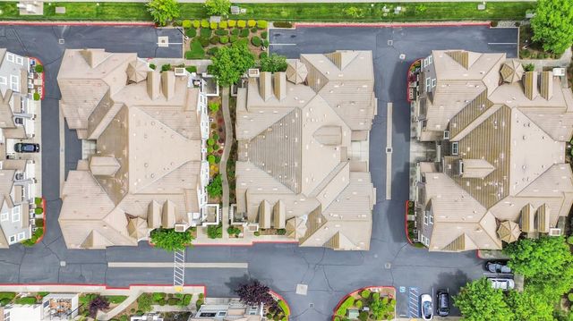 5582 Tares Cir, Elk Grove, CA 95757