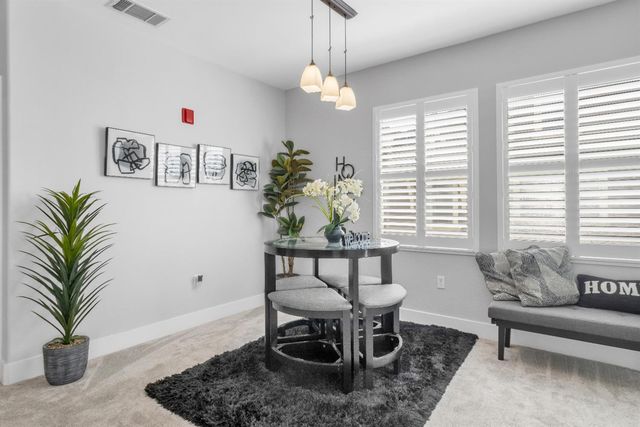 5582 Tares Cir, Elk Grove, CA 95757