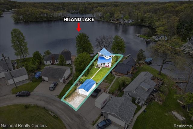 11505 Sunset Boulevard, Pinckney, MI 48169
