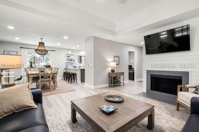 19 Fernwood Trl, Hilton Head Island, SC 29926