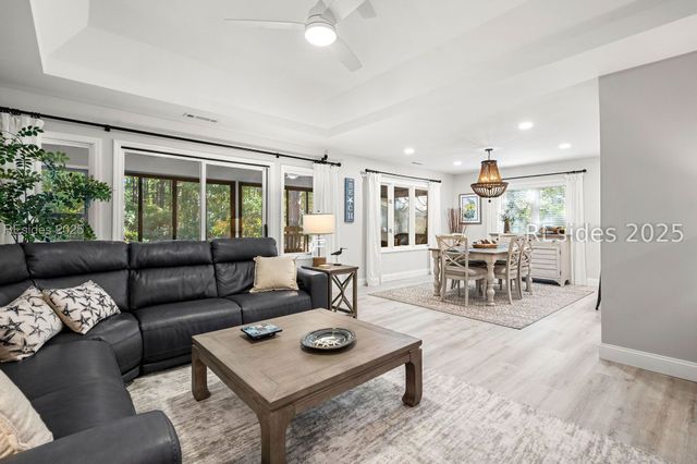 19 Fernwood Trl, Hilton Head Island, SC 29926