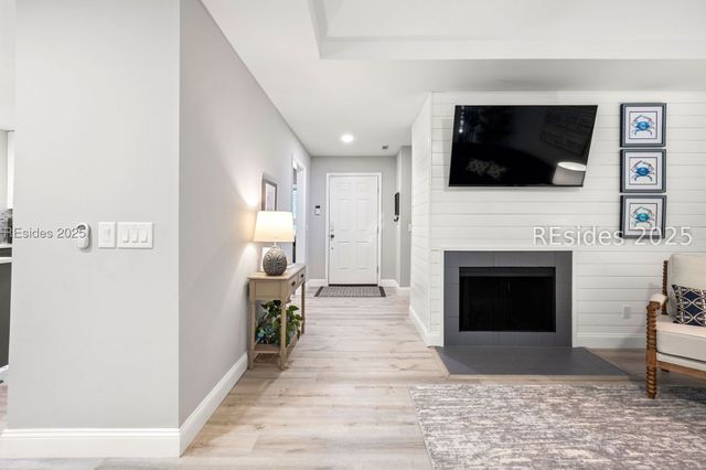 19 Fernwood Trl, Hilton Head Island, SC 29926