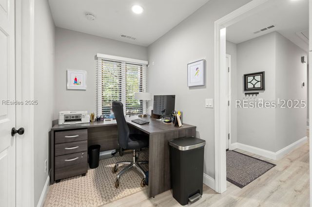 19 Fernwood Trl, Hilton Head Island, SC 29926