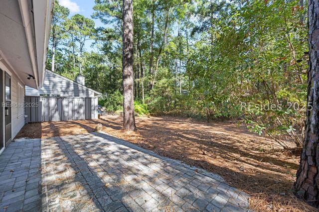 19 Fernwood Trl, Hilton Head Island, SC 29926