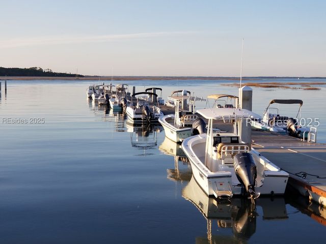 19 Fernwood Trl, Hilton Head Island, SC 29926