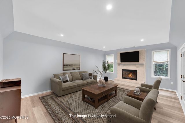 11 Applethorn Court, Colts Neck, NJ 07722