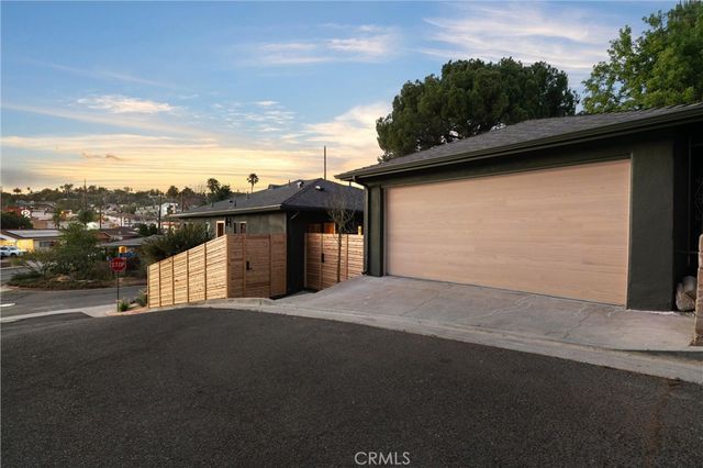 4200 Toland, Los Angeles, CA 90065
