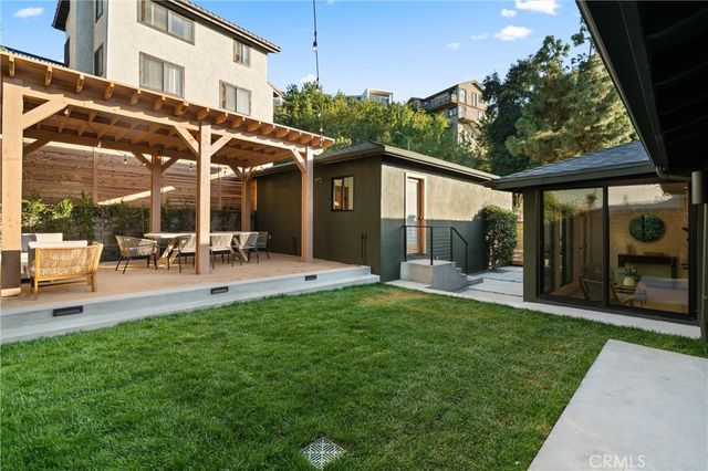 4200 Toland, Los Angeles, CA 90065