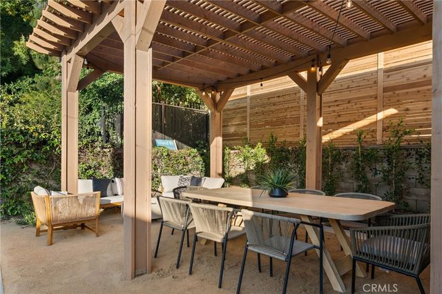 4200 Toland, Los Angeles, CA 90065