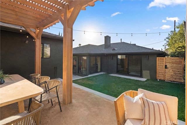 4200 Toland, Los Angeles, CA 90065