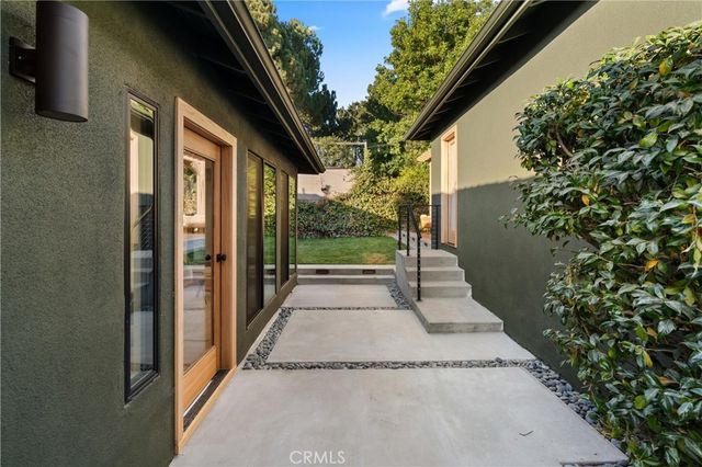 4200 Toland, Los Angeles, CA 90065