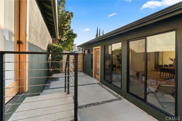 4200 Toland, Los Angeles, CA 90065