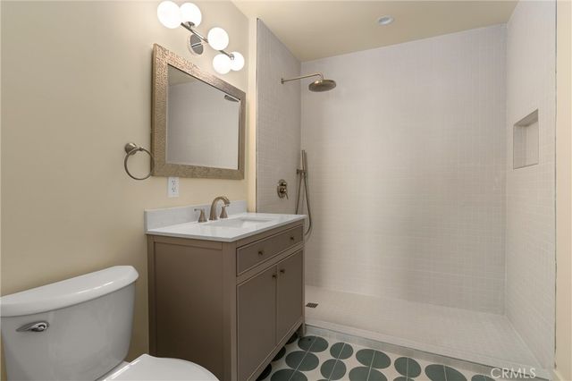 4200 Toland, Los Angeles, CA 90065