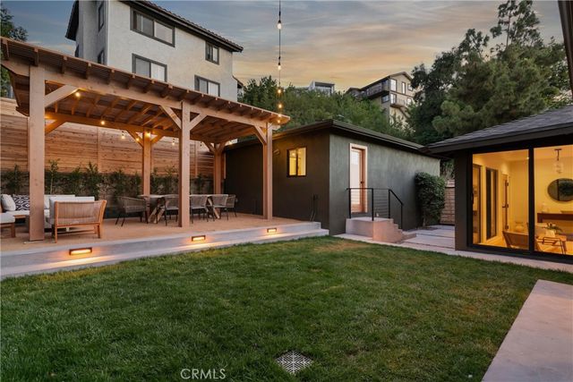 4200 Toland, Los Angeles, CA 90065
