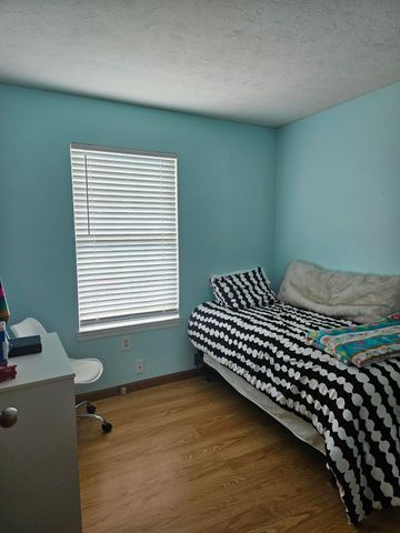 4 Woodbury Lane, Alexandria, KY 41001