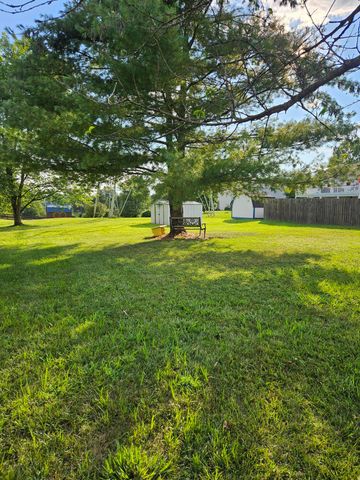 4 Woodbury Lane, Alexandria, KY 41001