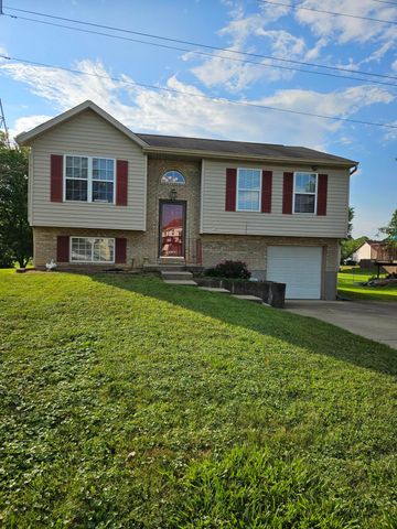 4 Woodbury Lane, Alexandria, KY 41001