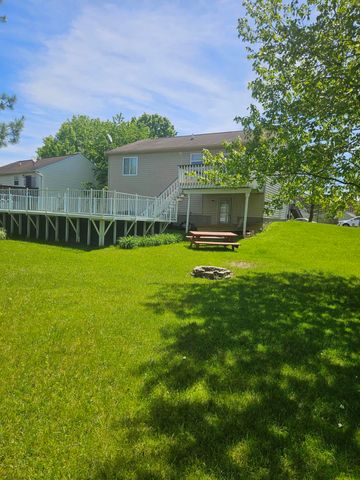 4 Woodbury Lane, Alexandria, KY 41001