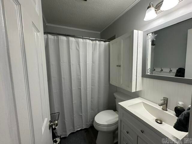 1208 S Center St, Lonoke, AR 72086