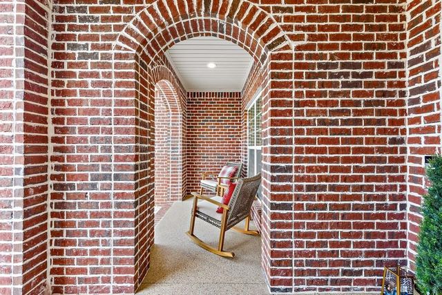 303 White Oak Dr, New Brockton, AL 36351