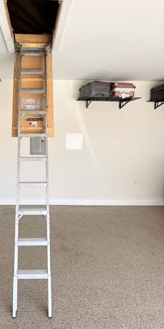 303 White Oak Dr, New Brockton, AL 36351