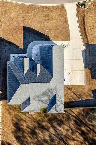 303 White Oak Dr, New Brockton, AL 36351