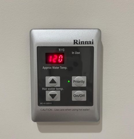 303 White Oak Dr, New Brockton, AL 36351