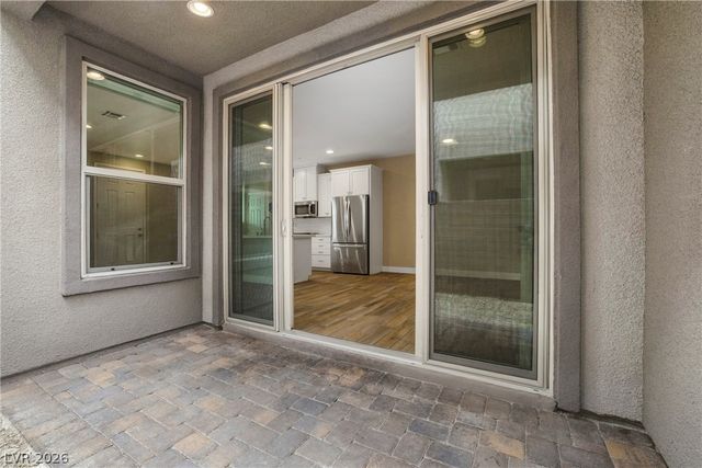 11677 Emerald Lake Avenue, Las Vegas, NV 89138