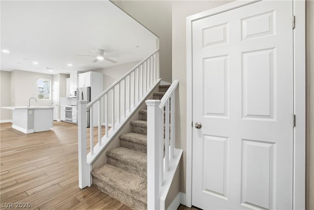 11677 Emerald Lake Avenue, Las Vegas, NV 89138