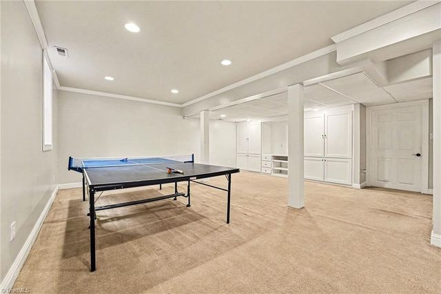 4413 Hunters Run Drive, Clemmons, NC 27012