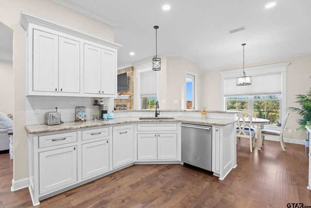 222 SUNNYS HALO BLVD, Bullard, TX 75757