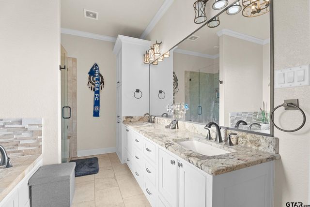 222 SUNNYS HALO BLVD, Bullard, TX 75757