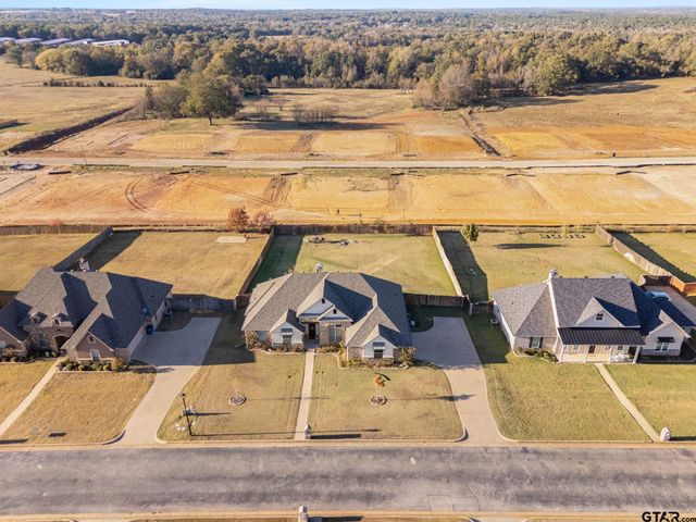 222 SUNNYS HALO BLVD, Bullard, TX 75757