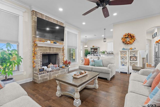 222 SUNNYS HALO BLVD, Bullard, TX 75757