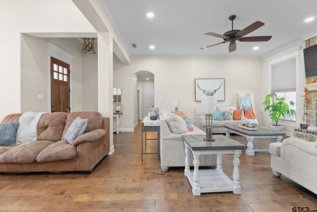 222 SUNNYS HALO BLVD, Bullard, TX 75757