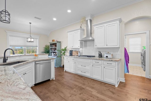 222 SUNNYS HALO BLVD, Bullard, TX 75757