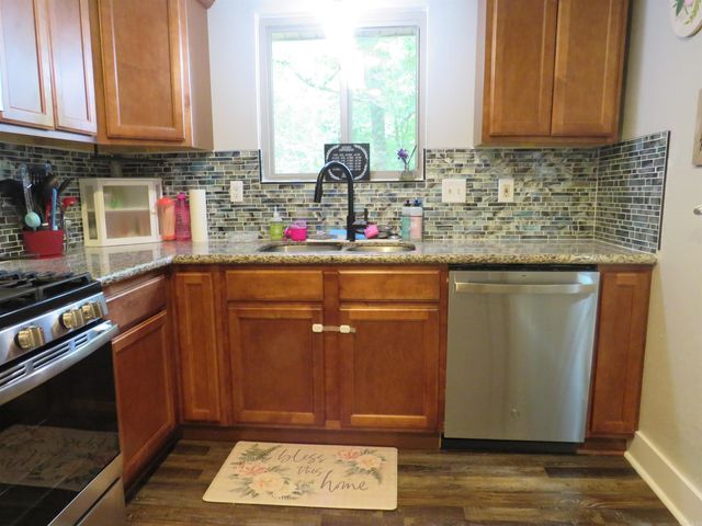 403 W Walnut Street, Benton, AR 72015