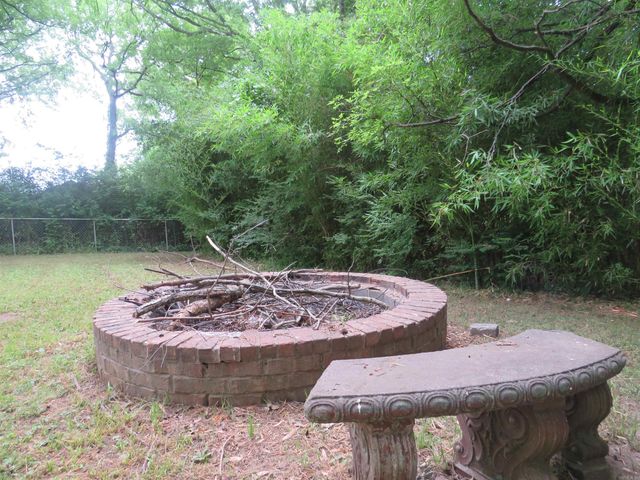 403 W Walnut Street, Benton, AR 72015
