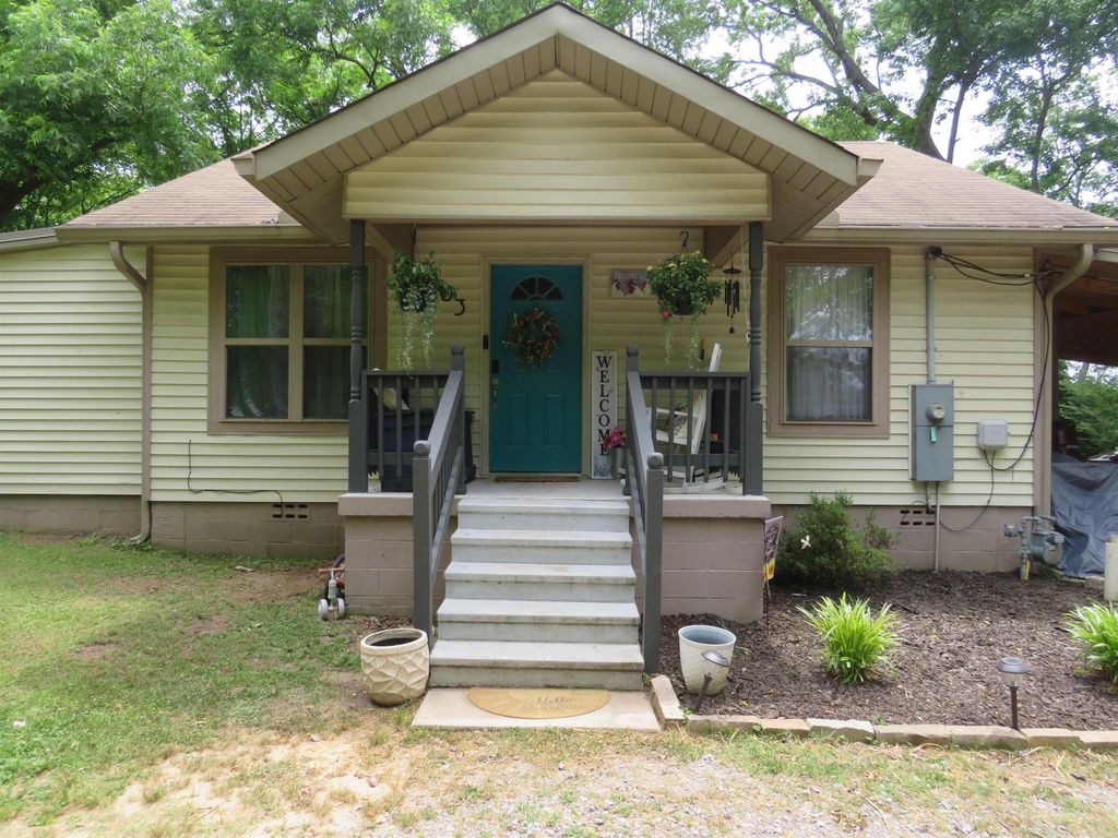403 W Walnut Street, Benton, AR 72015