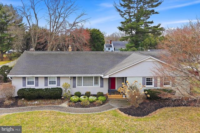 29 HANCE BLVD, Freehold, NJ 07728