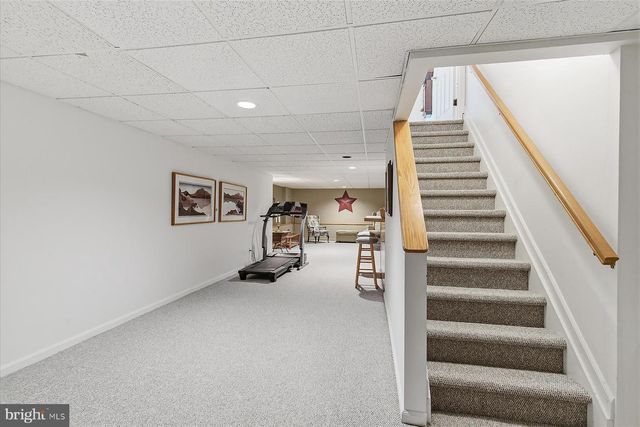 29 HANCE BLVD, Freehold, NJ 07728