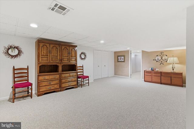 29 HANCE BLVD, Freehold, NJ 07728
