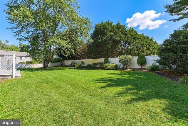 29 HANCE BLVD, Freehold, NJ 07728