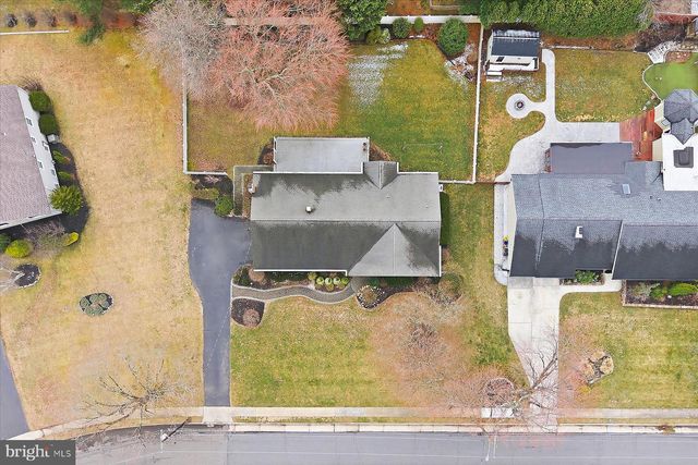 29 HANCE BLVD, Freehold, NJ 07728